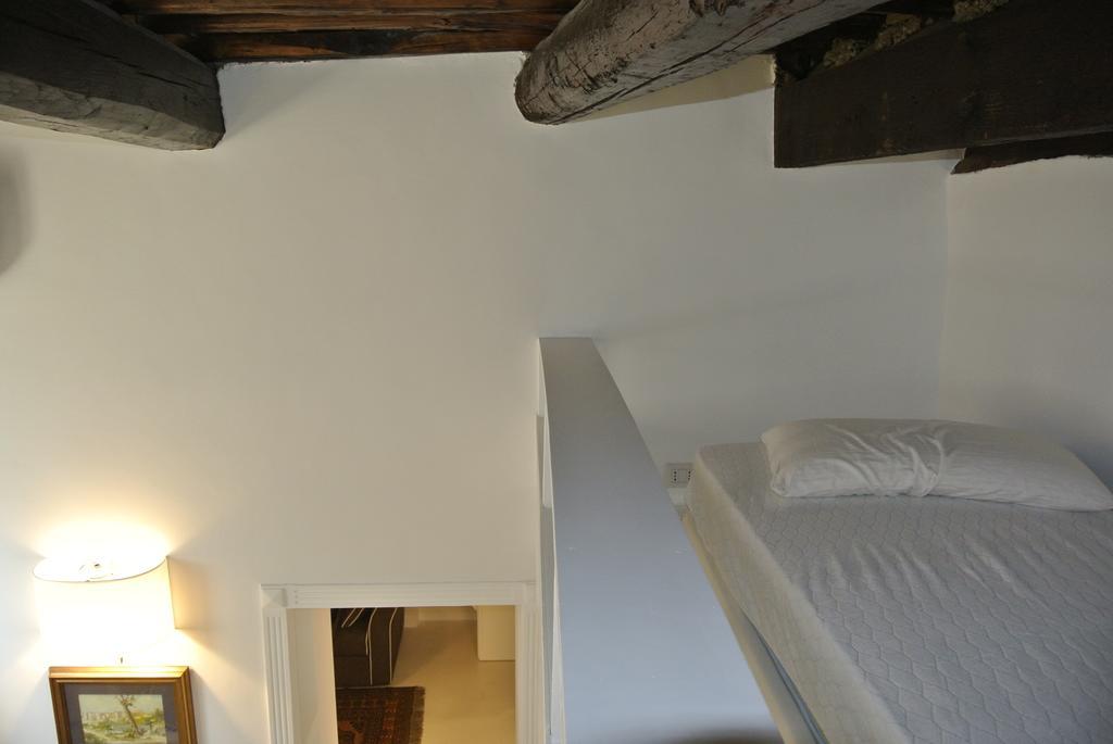 Pantheon Domus Valentino Appartement